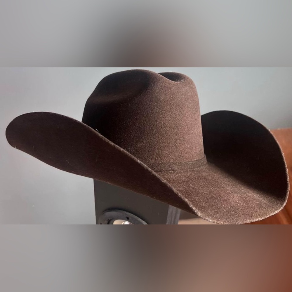 Tony Lama size 6 7/8 chocolate brown cowboy hat